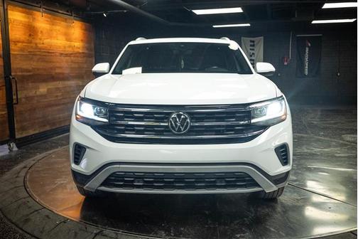 Pure White 2020 Volkswagen Atlas Cross Sport 2.0T SEL