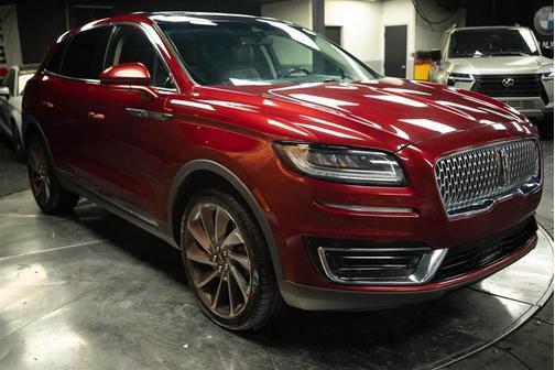 2019 Lincoln Nautilus Reserve