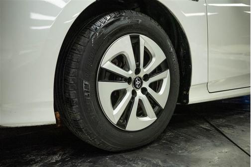 2018 Toyota Prius Prime PLUS/PREMIUM/ADVANCED