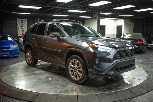 2022 Toyota RAV4 XLE Premium