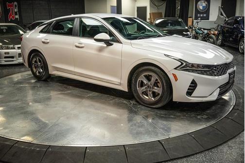 2022 Kia K5 LXS