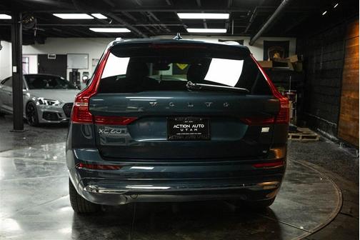 2022 Volvo XC60 Recharge Plug-In Hybrid T8 Inscription Expression Extended Range