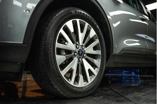 2021 Ford Escape Titanium Hybrid