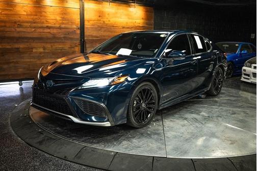 2021 Toyota Camry Hybrid XSE