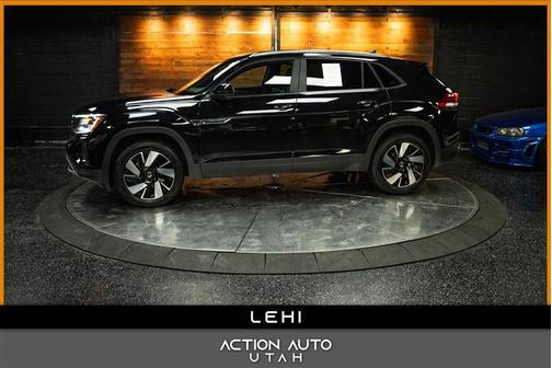 2024 Volkswagen Atlas Cross Sport 2.0T SE w/Technology