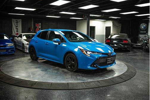 2020 Toyota Corolla Hatchback SE