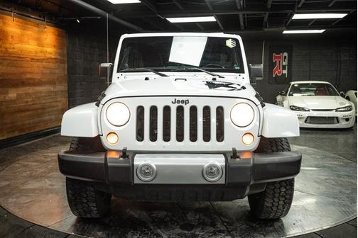 2013 Jeep Wrangler Unlimited Sahara
