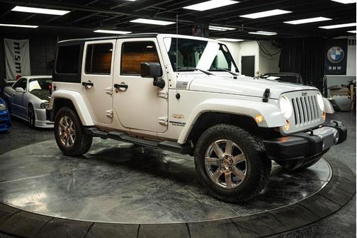 2013 Jeep Wrangler Unlimited Sahara