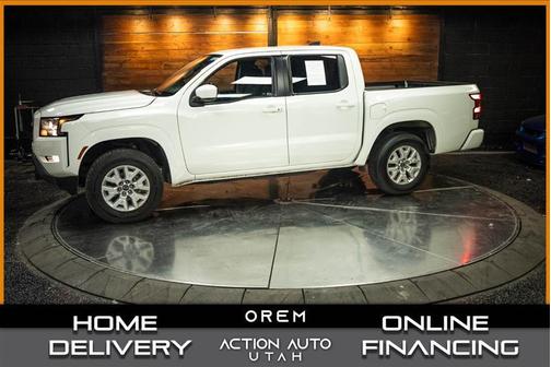 White 2024 Nissan Frontier SV