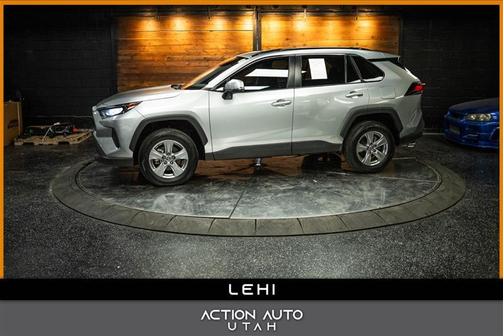 2022 Toyota RAV4 Hybrid LE