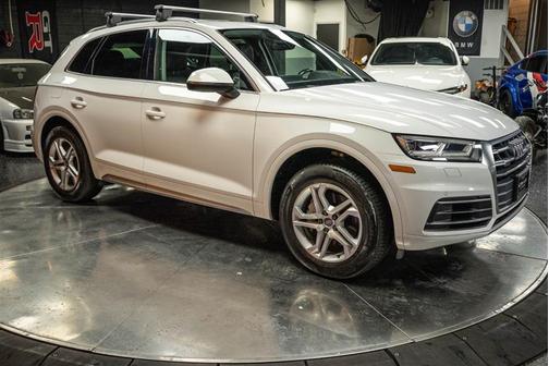 2018 Audi Q5 2.0T Premium Plus