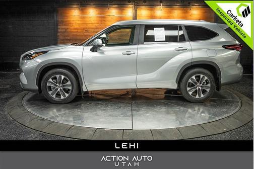 2024 Toyota Highlander Hybrid XLE