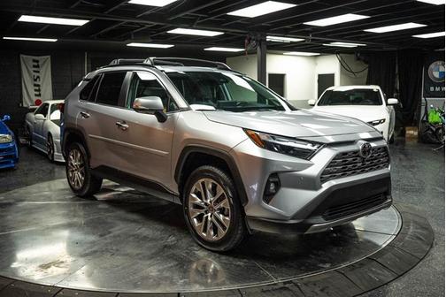 2022 Toyota RAV4 Limited