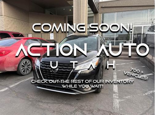 2023 Nissan Kicks SV