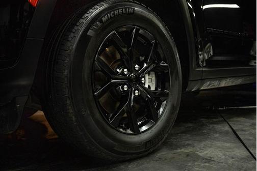 2024 Jeep Grand Cherokee L Laredo