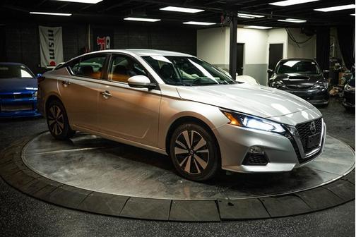 2022 Nissan Altima 2.5 SV