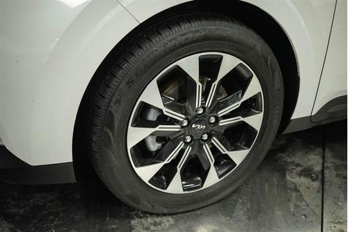 2022 Kia Carnival EX