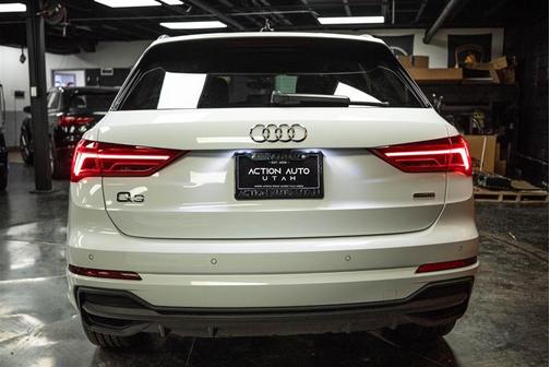 2025 Audi Q3 45 S line Premium