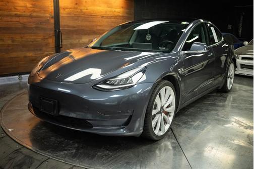 2019 Tesla Model 3 Long Range