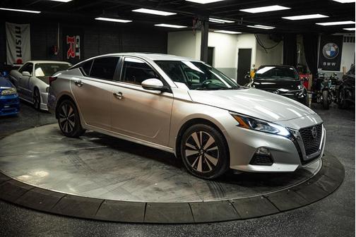 2022 Nissan Altima 2.5 SV