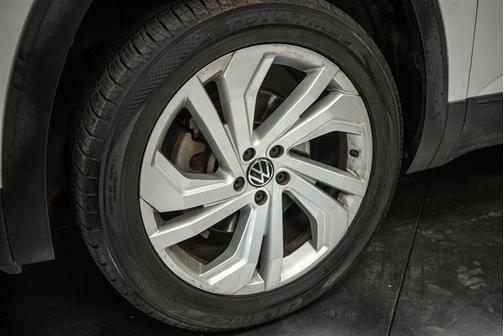 2020 Volkswagen Atlas Cross Sport 2.0T SEL