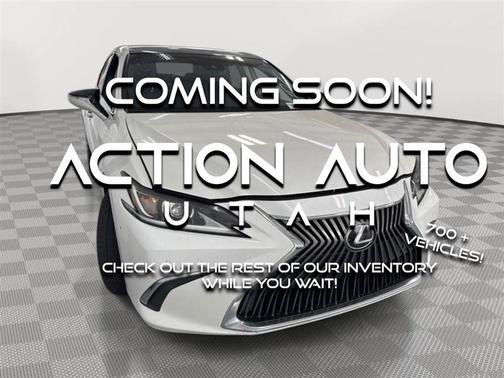 White 2020 Lexus ES 350 Base