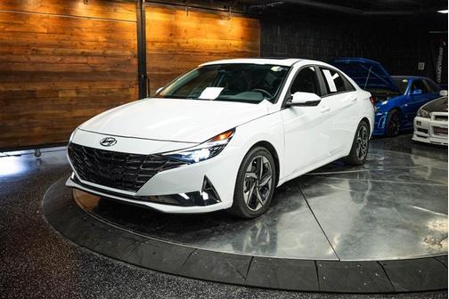 2022 Hyundai ELANTRA HEV Limited