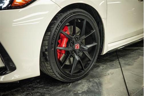 White 2025 Honda Civic Type R Base