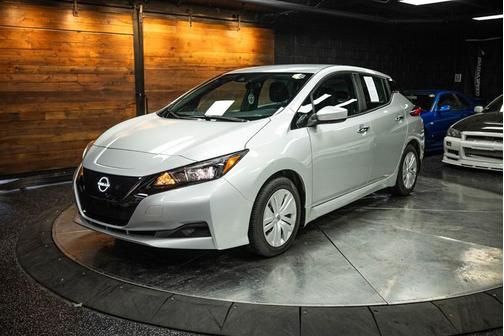 2025 Nissan Leaf S