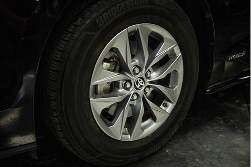 Black 2021 Toyota Sienna XLE