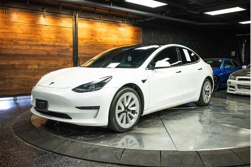 2022 Tesla Model 3 Long Range