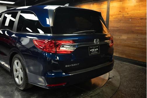 Blue 2019 Honda Odyssey EX-L