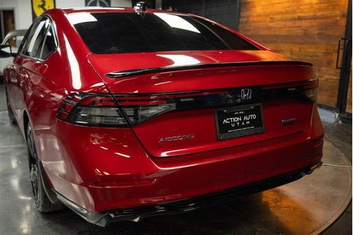 2023 Honda Accord Hybrid Sport-L