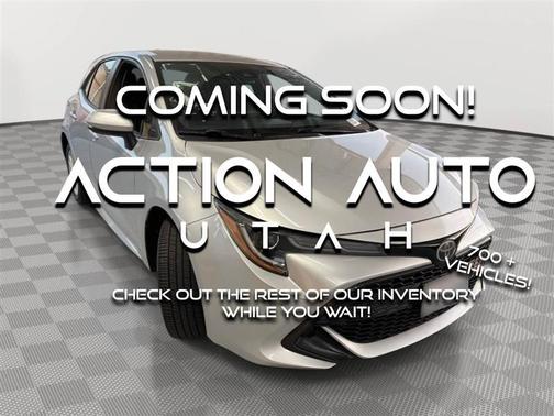 Silver 2019 Toyota Corolla Hatchback SE