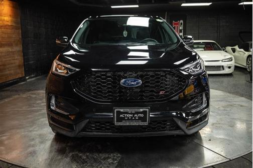 2022 Ford Edge ST