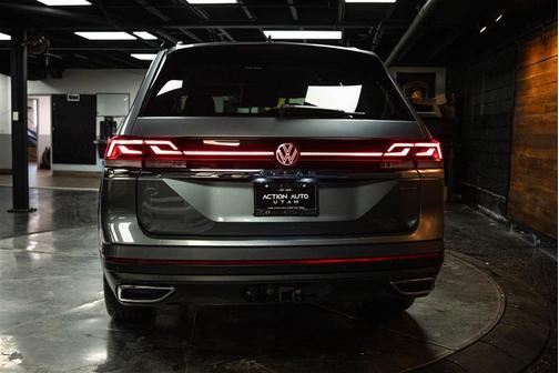2024 Volkswagen Atlas 2.0T SE