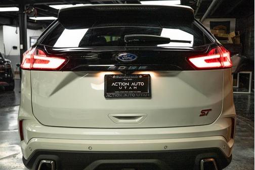 2024 Ford Edge ST