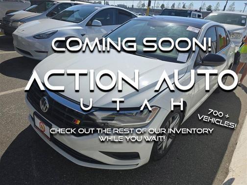 Pure White 2021 Volkswagen Jetta 1.4T R-Line