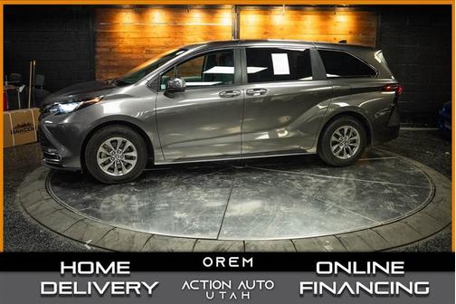 Gray 2023 Toyota Sienna XLE