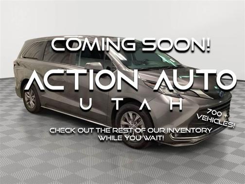 Gray 2023 Toyota Sienna XLE