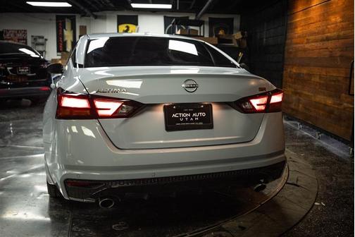 Gray Sky Pearl 2025 Nissan Altima SR