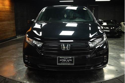 Black 2023 Honda Odyssey Sport