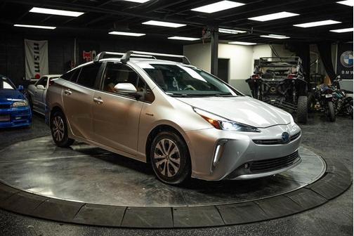 2021 Toyota Prius XLE