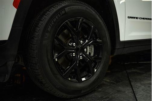 2024 Jeep Grand Cherokee L Laredo