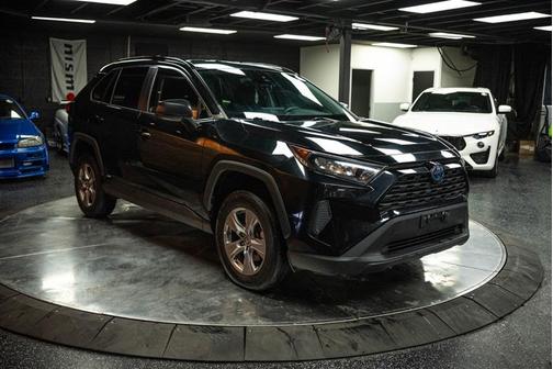2022 Toyota RAV4 Hybrid LE