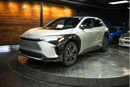 2024 Toyota bZ4X Limited