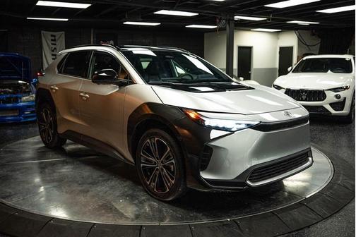 2024 Toyota bZ4X Limited