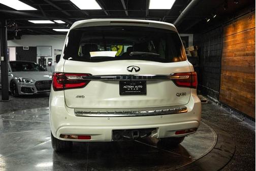 2024 INFINITI QX80 Luxe