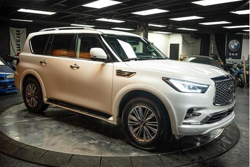 2024 INFINITI QX80 Luxe
