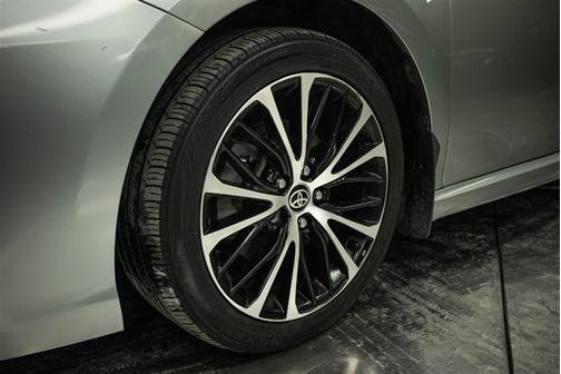 Silver 2020 Toyota Camry SE